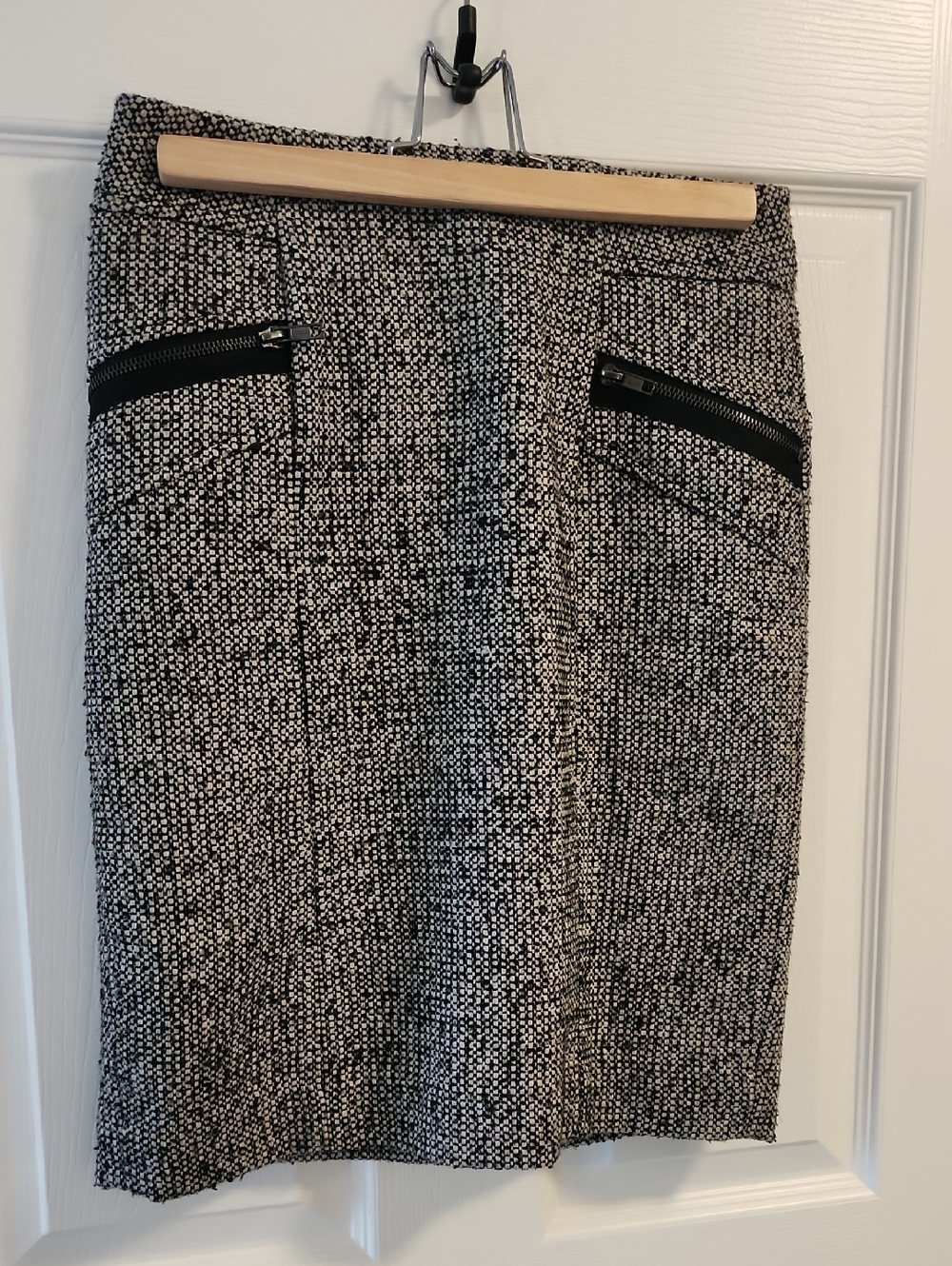Forever 21 Black and White Tweed Pencil Skirt with Zip Pockets